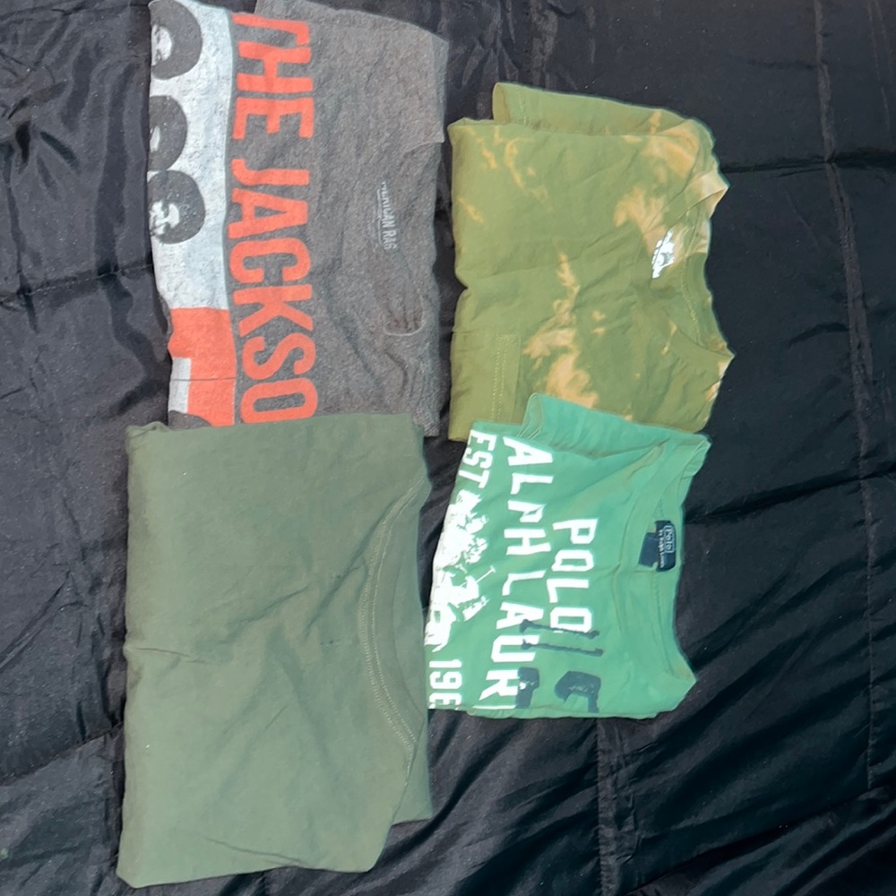 Selling clothes that will make you unique